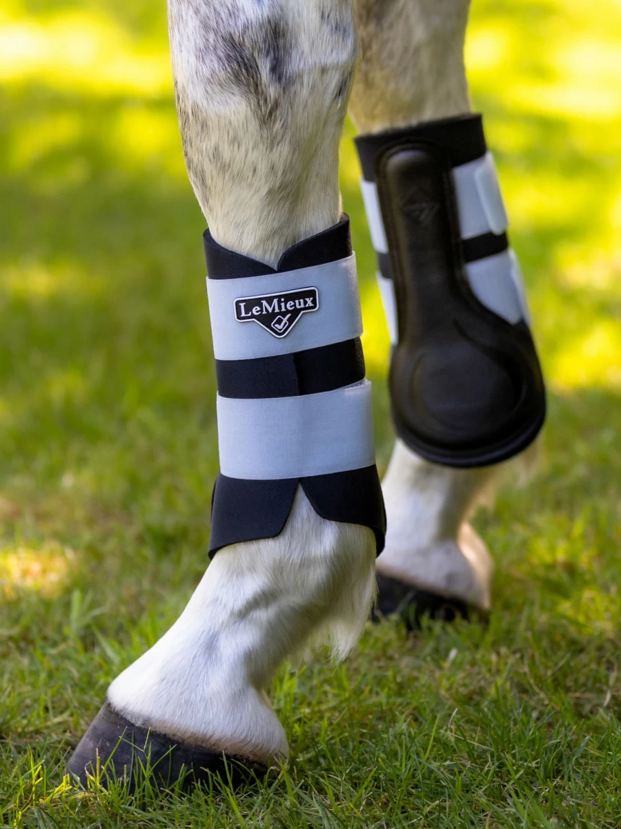 LeMieux Grafter Brushing Boot Mist – Horse Leg Protection & Care Spray