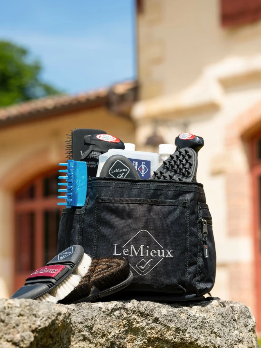 LeMieux Elite Circular Grooming Tote with Professional Horse Brushes Set