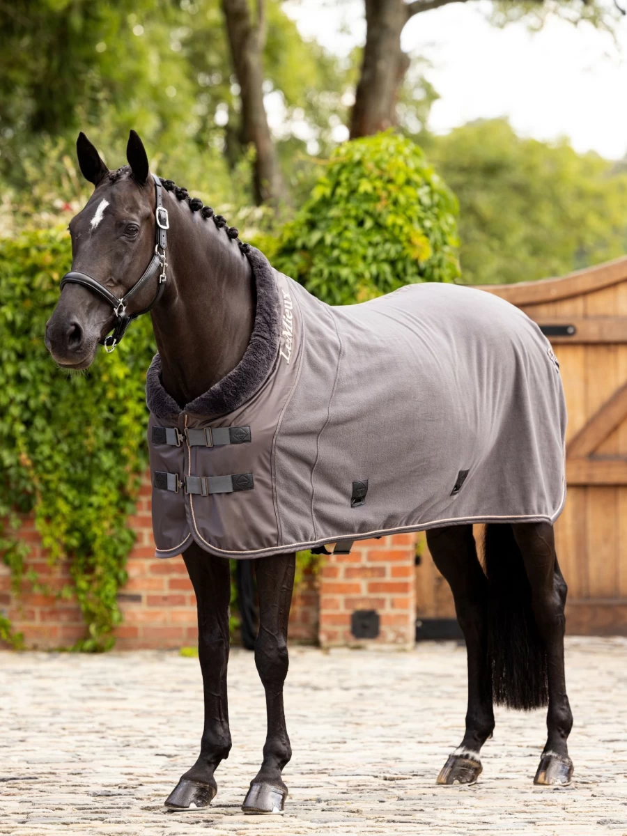 LeMieux Graphite Luxe Fleece Rug - Premium Soft & Plush Fleece Mat for Home Comfort