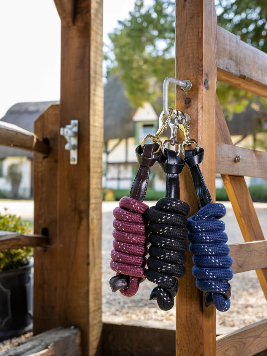 LeMieux Navy Blue Lasso Lead Rope for Horses - Adjustable One Size Fits All