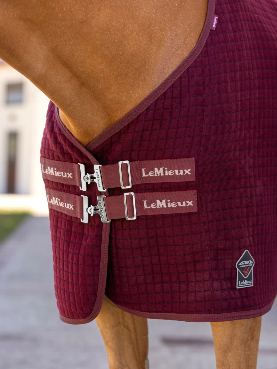 LeMieux Arika Clima-Tek Performance Rug - Burgundy Horse Blanket for Optimal Temperature Control