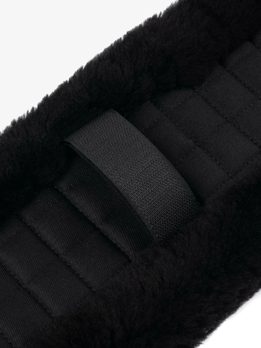 LeMieux Lambswool Girth Cover - Soft Black Horse Girth Sleeve for Comfort & Protection