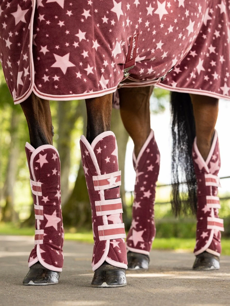 LeMieux Pony Fleece Travel Wrap in Orchid – Soft Equestrian Blanket for Horses
