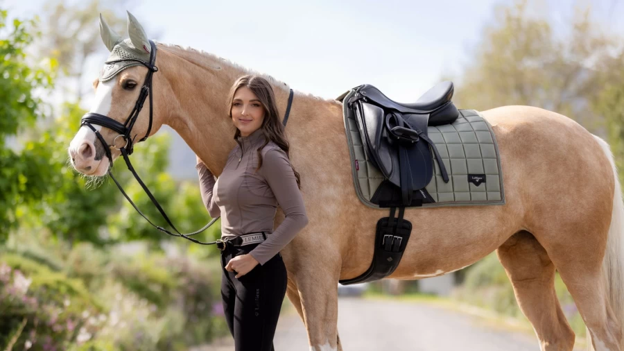 LeMieux Loire Classic Dressage Square Equestrian Saddle Pad for Horse Riding