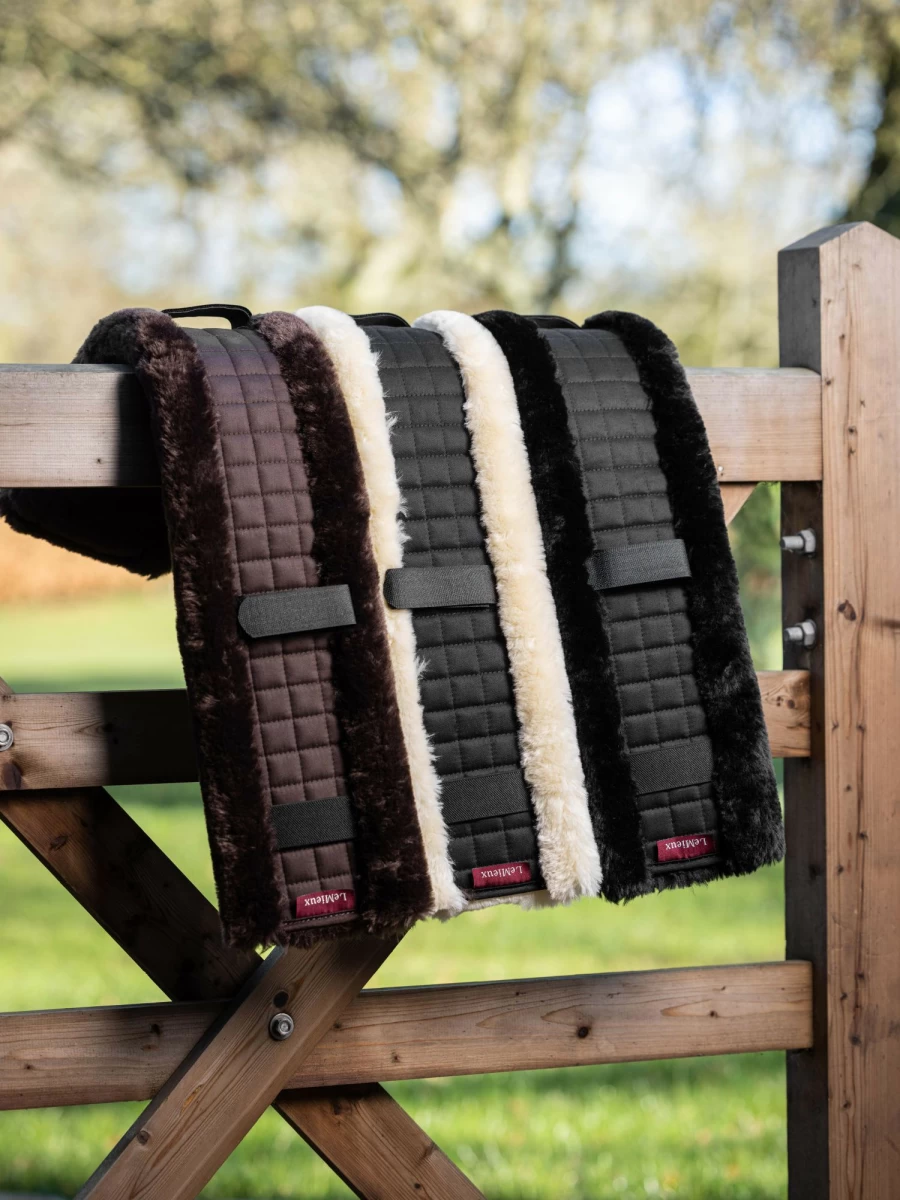 LeMieux Simuwool GP Girth Cover in Black/Natural for Horse Riding Comfort
