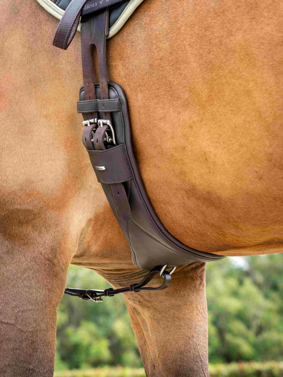 LeMieux Arika Contoured Dressage Girth - Premium Brown Leather Equestrian Girth for Horse Riding